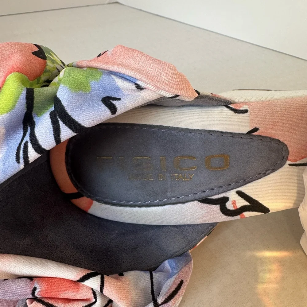 Floral Fabric Platform Sandal Gorgeous! (Italian Shoe Company Sardinia)